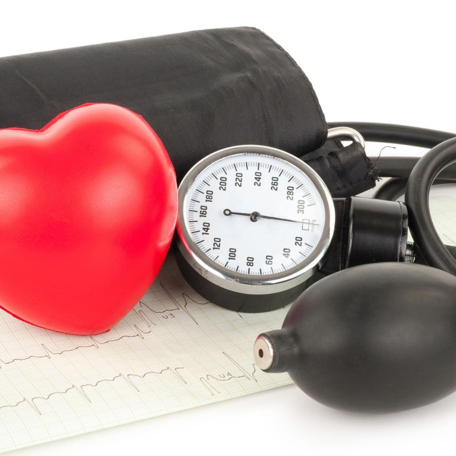 Hypertension in patients at risk of or diagnosed with cardiovascular disease