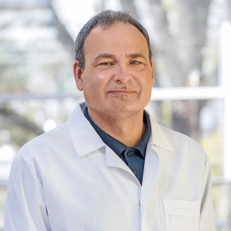 Od cząsteczki do terapii – 20 lat badań klinicznych w Penta Hospitals